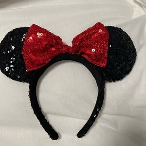 Disney Black and Red Sequin Minnie Mouse Ears Headband